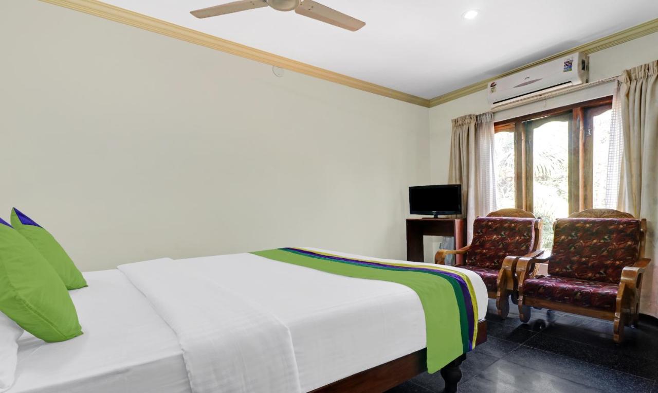Itsy Hotels The Waters Edge Beach Resort Kovalam Buitenkant foto