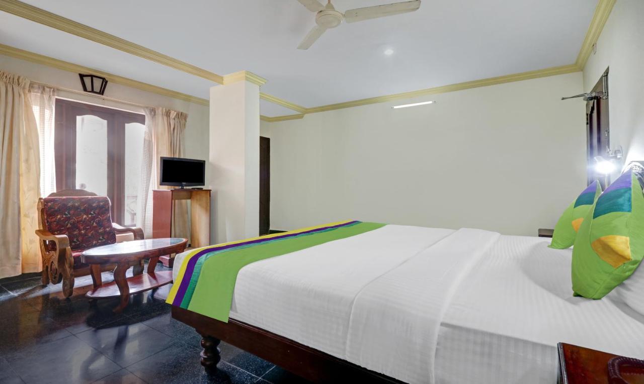 Itsy Hotels The Waters Edge Beach Resort Kovalam Buitenkant foto