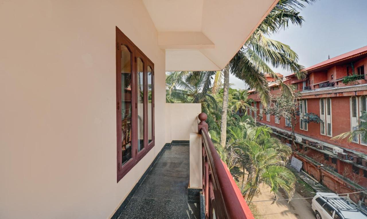 Itsy Hotels The Waters Edge Beach Resort Kovalam Buitenkant foto